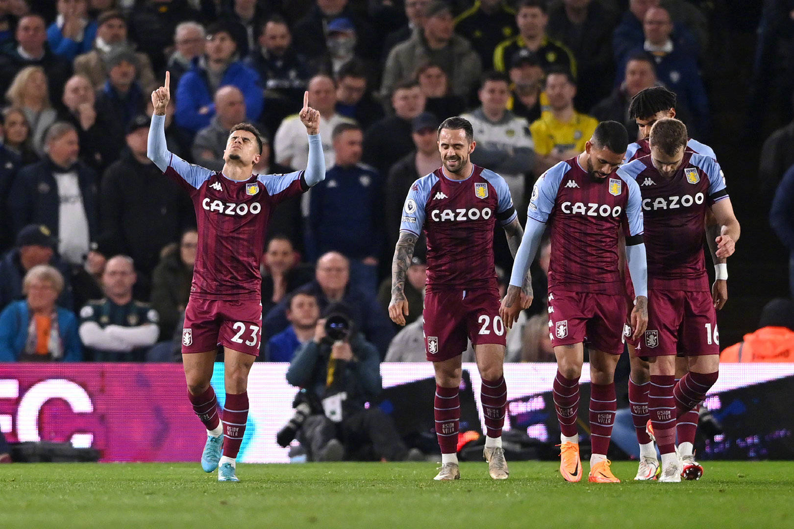 条不紊地传 条不紊地传